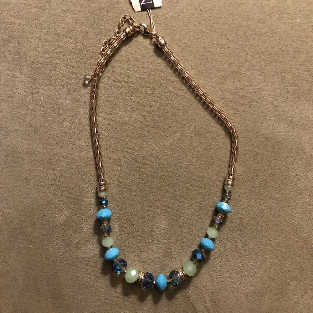 Beautiful Napier Necklace gold tone & crystals